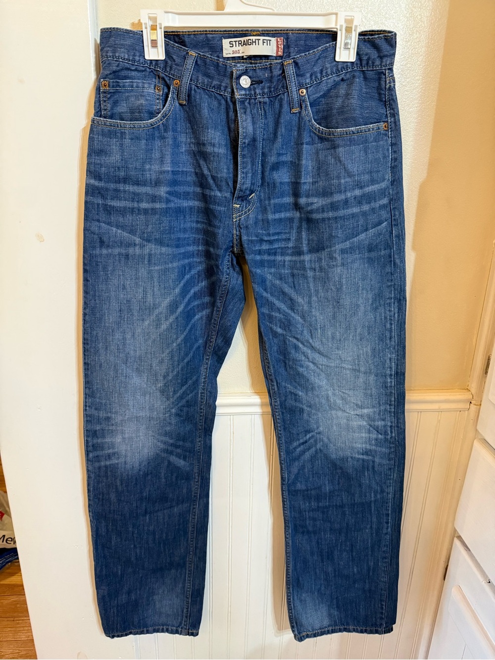 Levi's Men's Straight Fit Indigo Blue Jeans